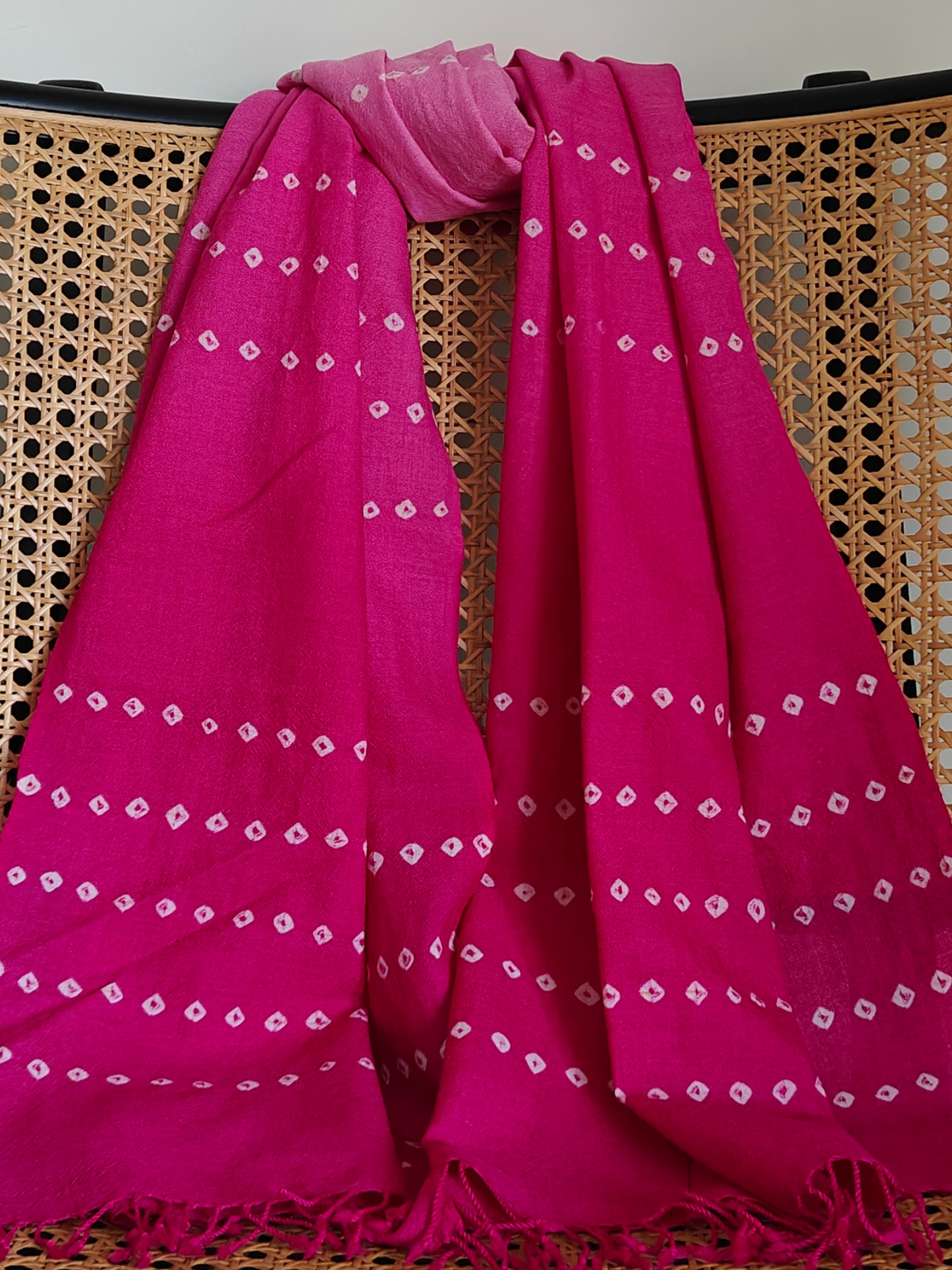 Rani Pink Bandani Ombre Handwoven Woollen Stole