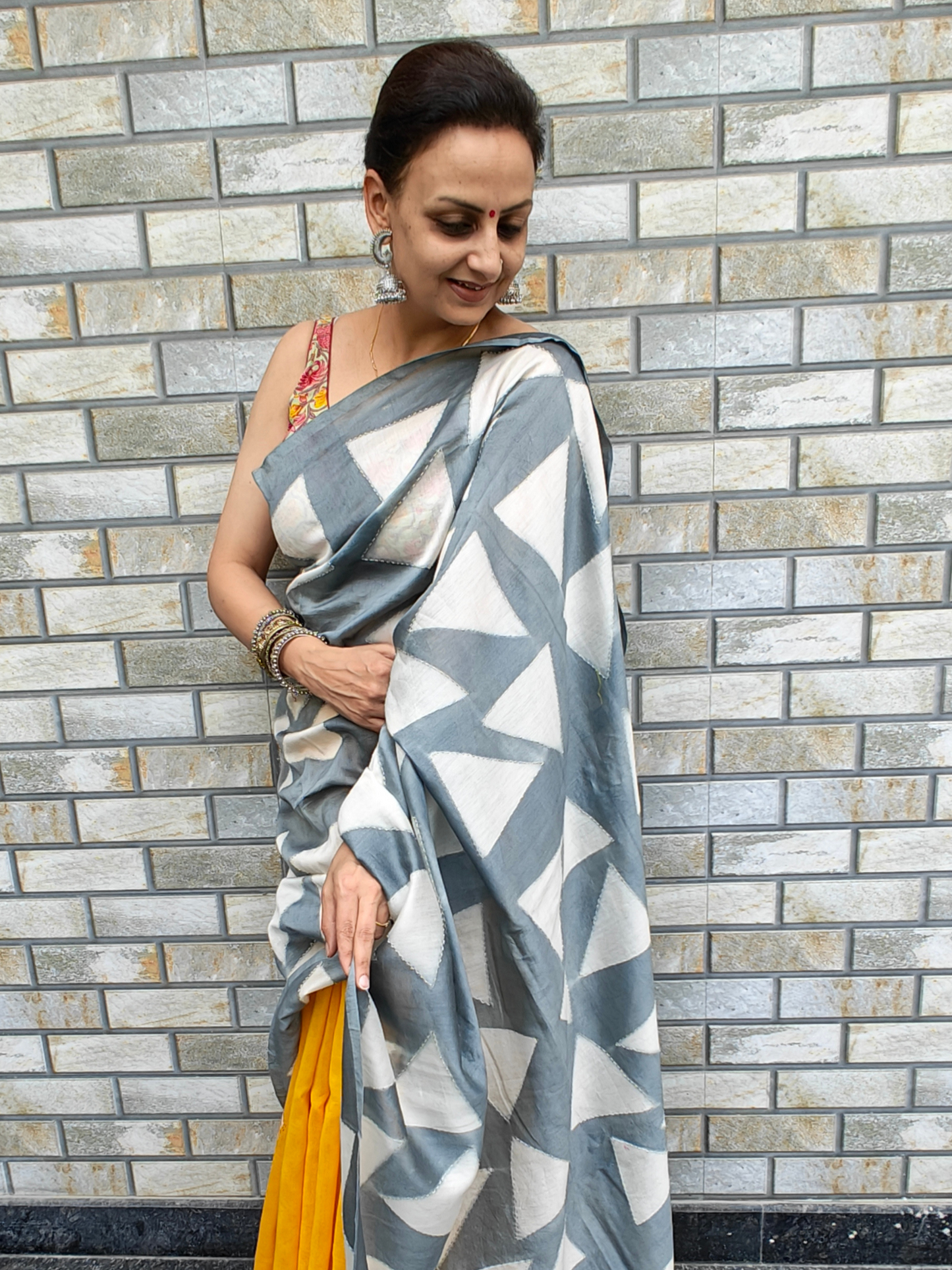 Yellow-Grey Shibori Clamp Dyed Handcrafted Saree