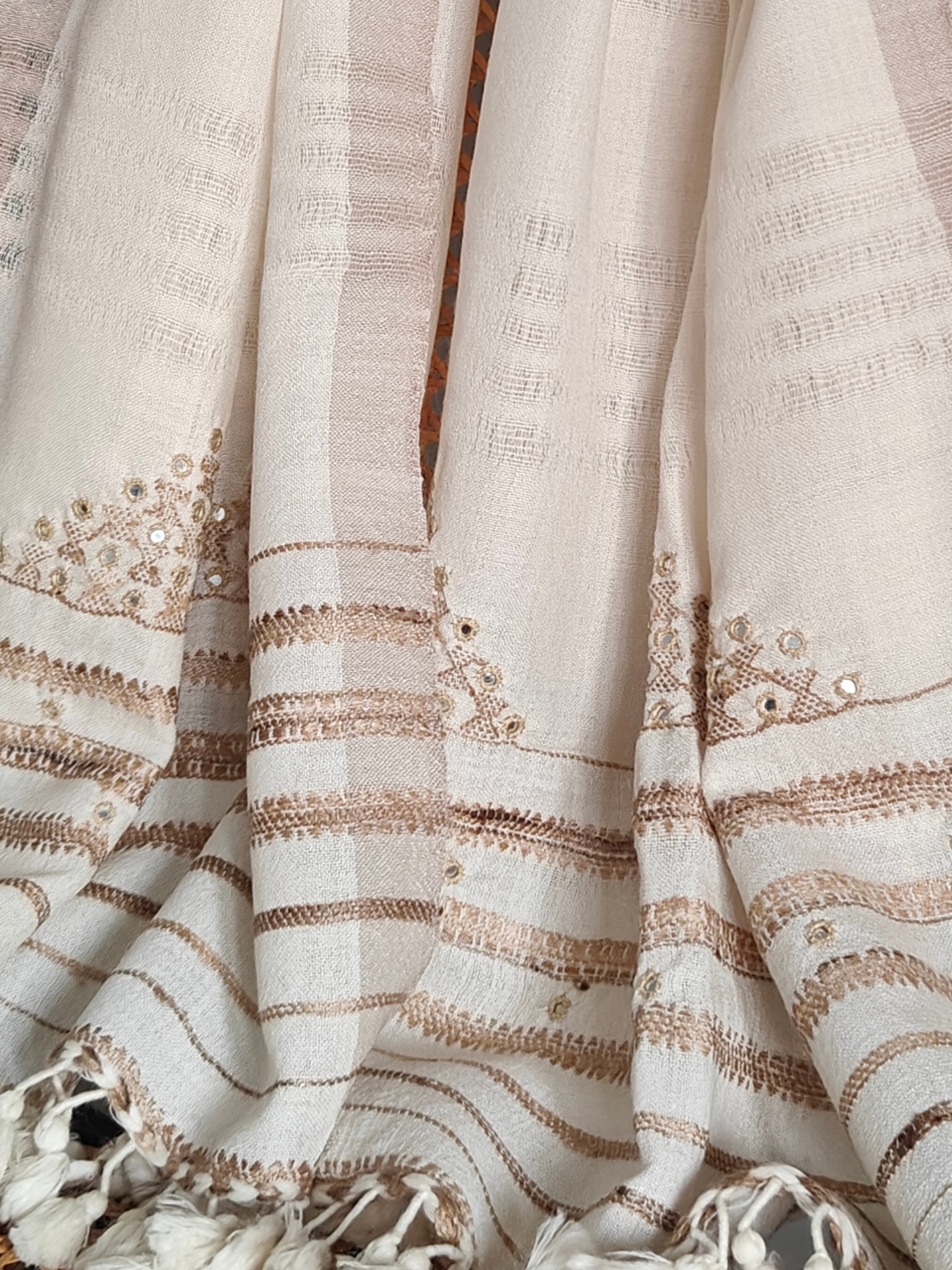 Off White Handwoven Woollen Stole with Handembroidery & Mirror Work