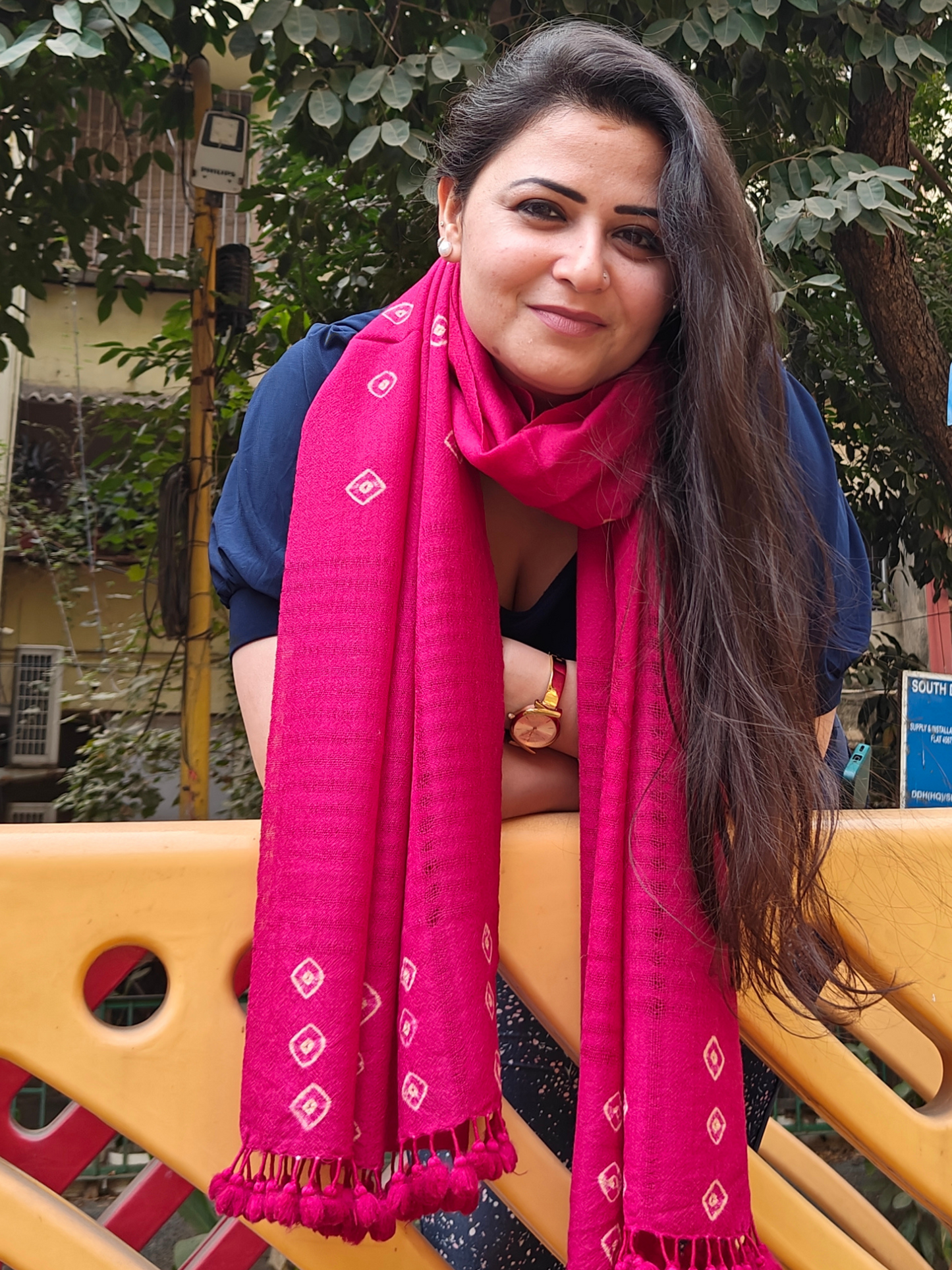 Rani Pink Handwoven Woollen Stole