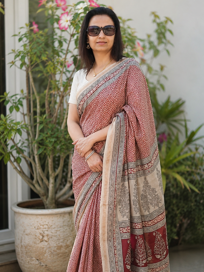 Red Bagh Print Maheshwari Saree