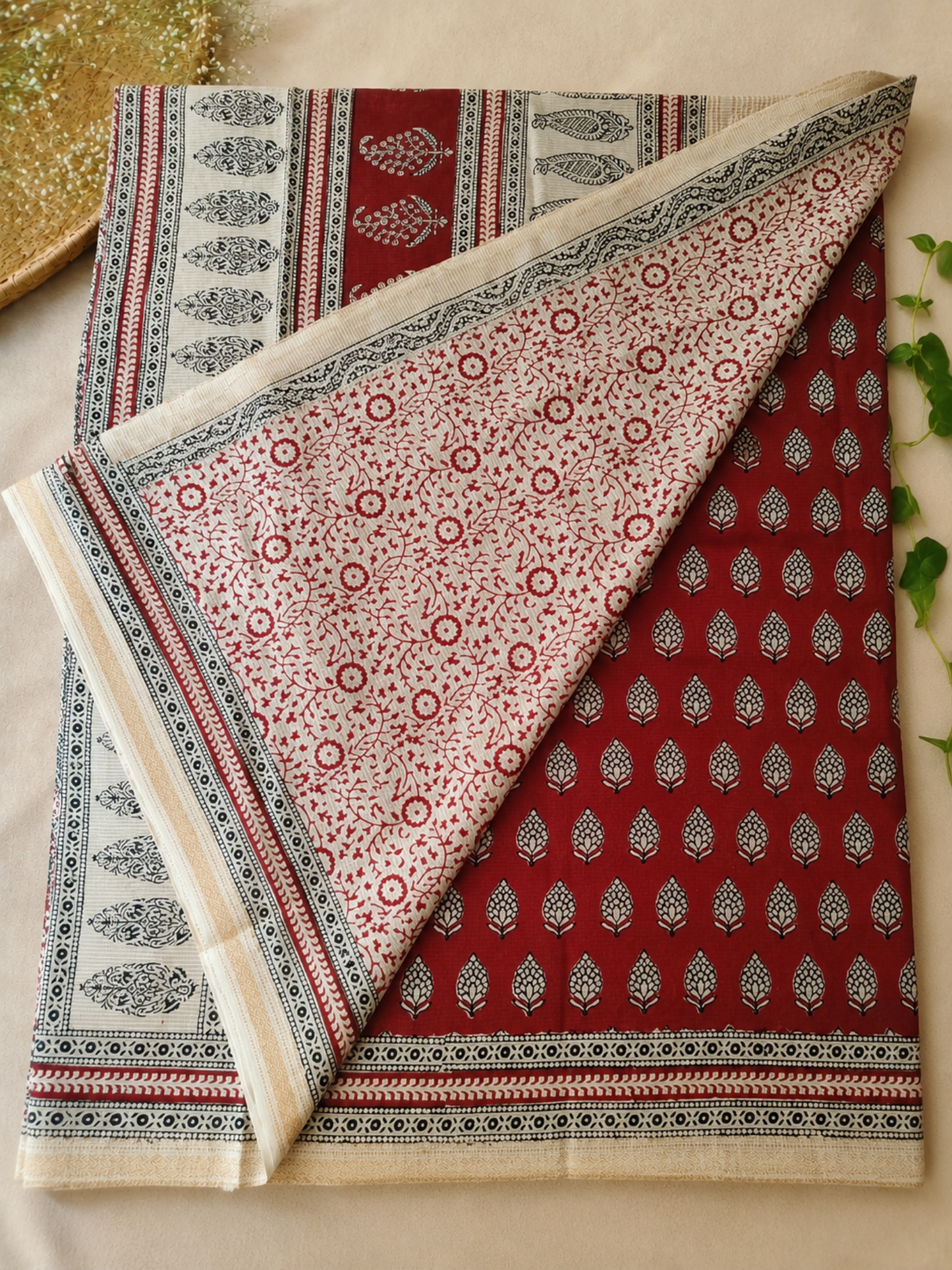 Red Bagh Print Maheshwari Saree