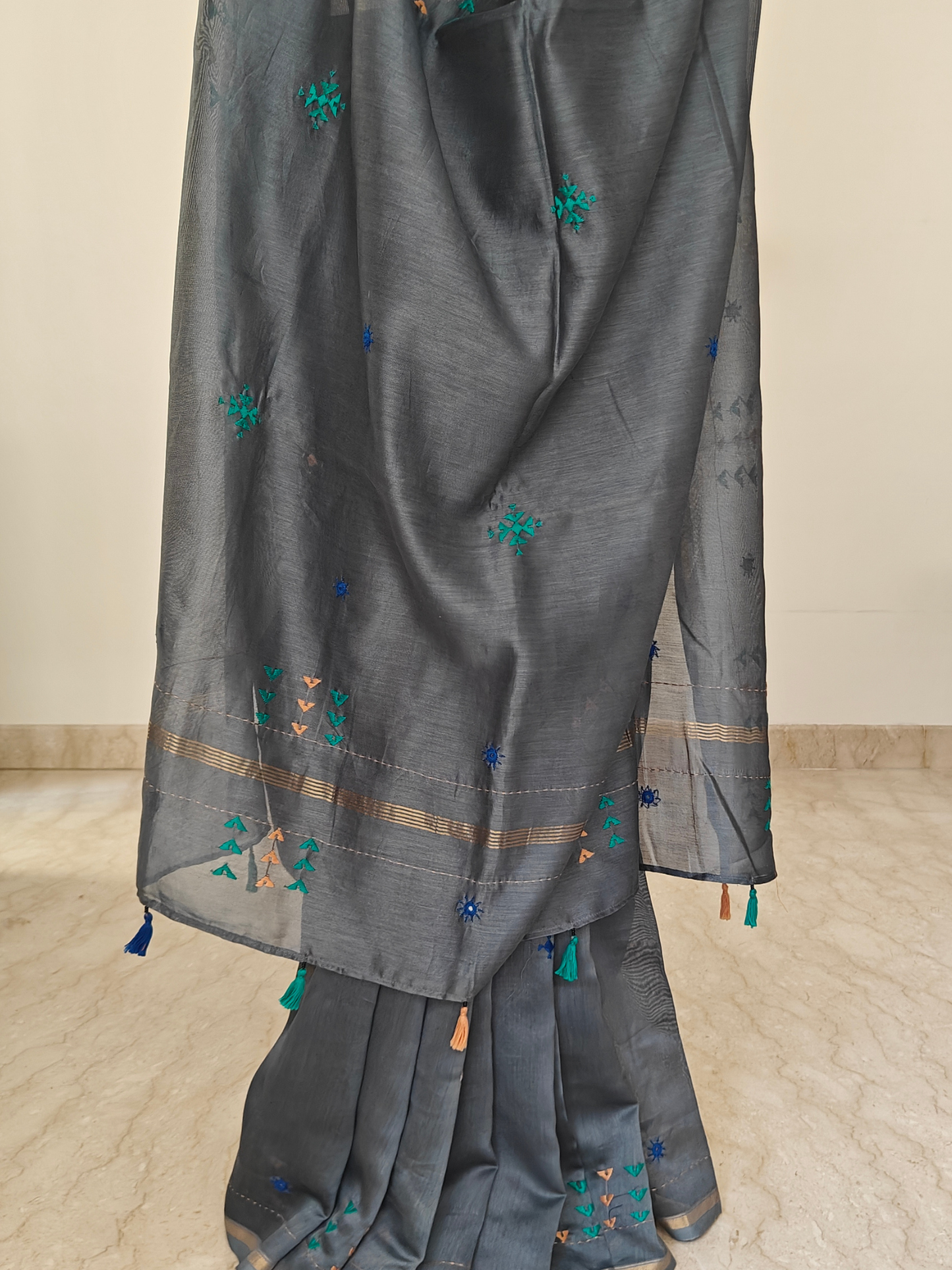 Ash-Grey Silk-Cotton Chanderi Hand-Embroidered Saree